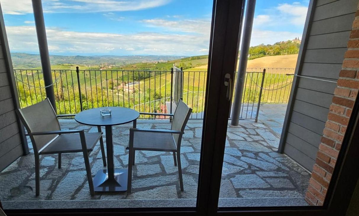 Villa Casa Castella - Adults Only - Langhe Diano dʼAlba Exterior foto